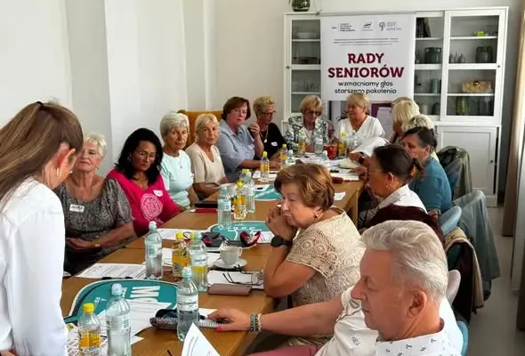 Pierwsze warsztaty Rady Seniorów w Nowogardzie – seniorzy pracują nad projektem