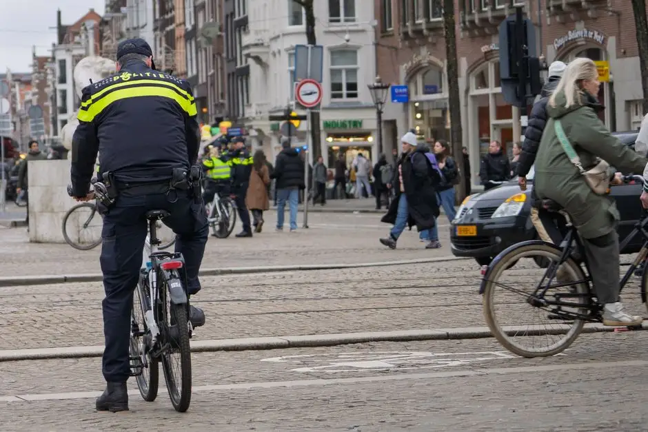 Pijany rowerzysta zatrzymany na drodze ekspresowej S6 w Nowogardzie