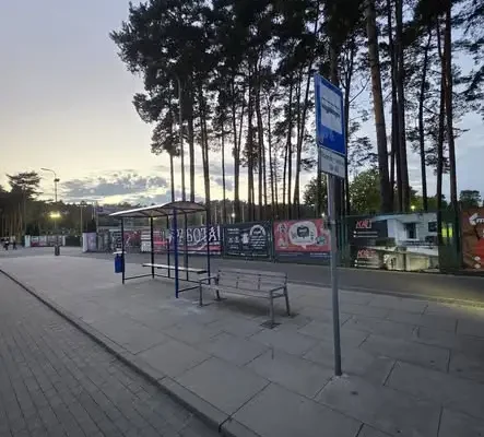 Nowe wiaty przystankowe w Gminie Goleniów – pierwsze już stoją