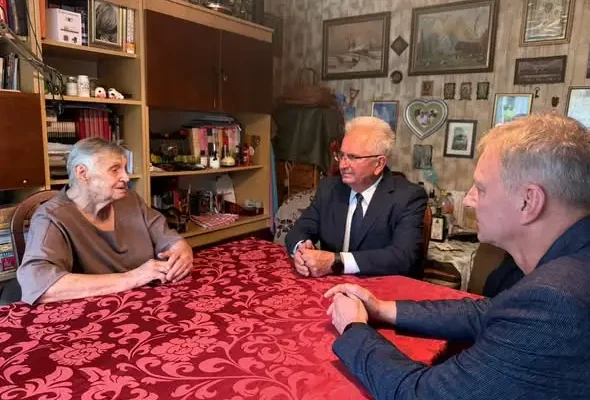 Pani Mirosława Hryniewicz z Gminy Osina świętowała 90. urodziny