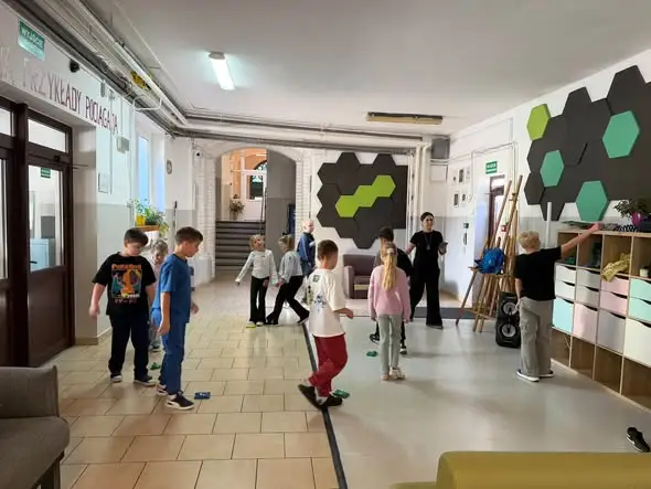Bajkoterapia i geo-rytmika w świetlicy Szkoły Podstawowej nr 1 w Goleniowie