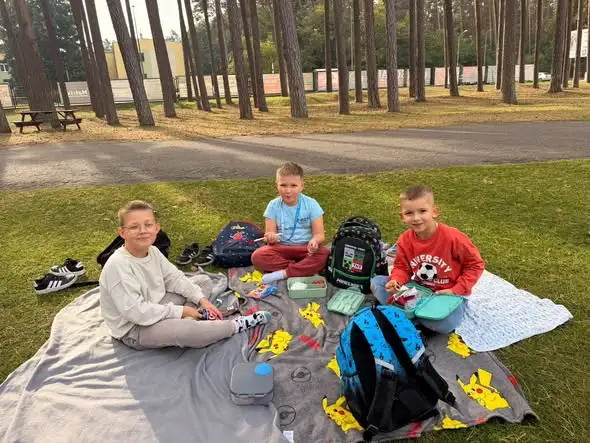 Piknik integracyjny klas 1a i 1b w SP1 Goleniów