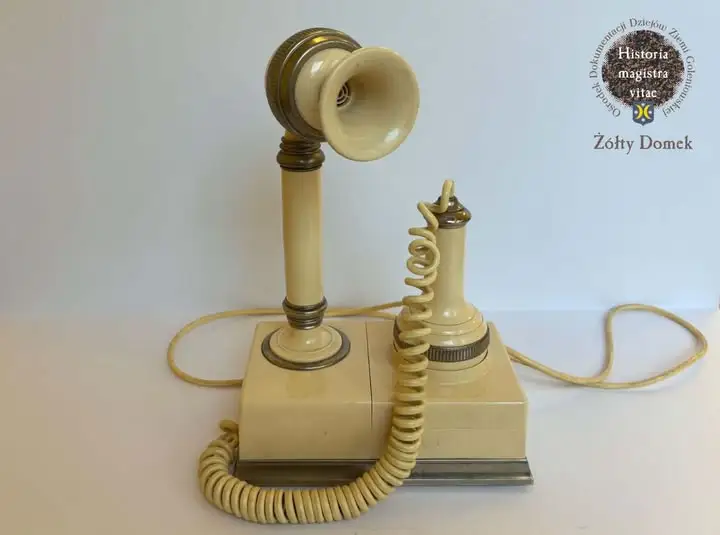 Aparat telefoniczny „Malwa” – ikona PRL-u w zbiorach ODDZG „Żółty Domek”